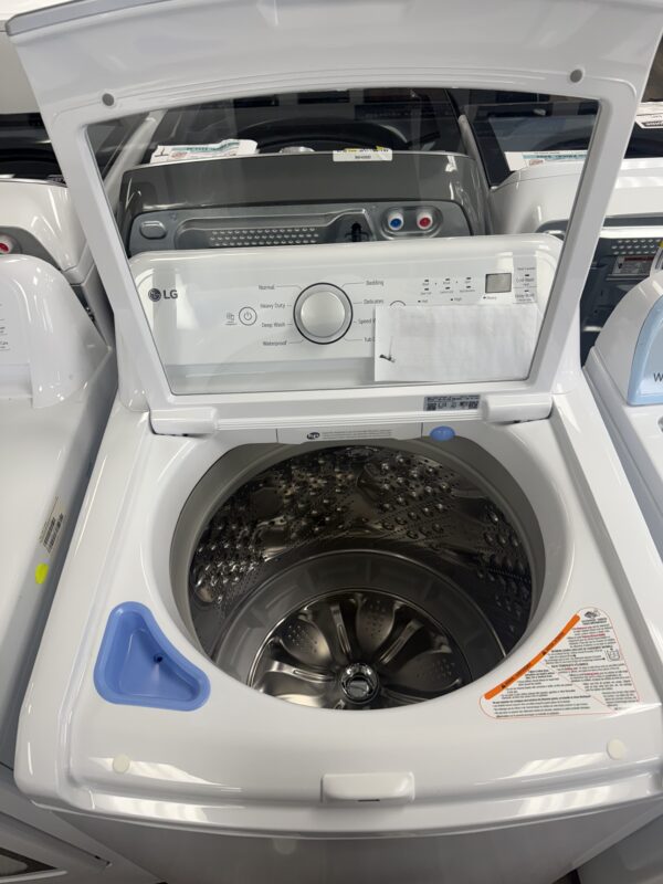 LG ColdWash 5-cu ft High Efficiency Impeller Top-Load Washer (White) ENERGY STAR