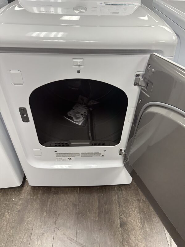 Samsung 7.2-cu ft Electric Dryer (White) - Image 3